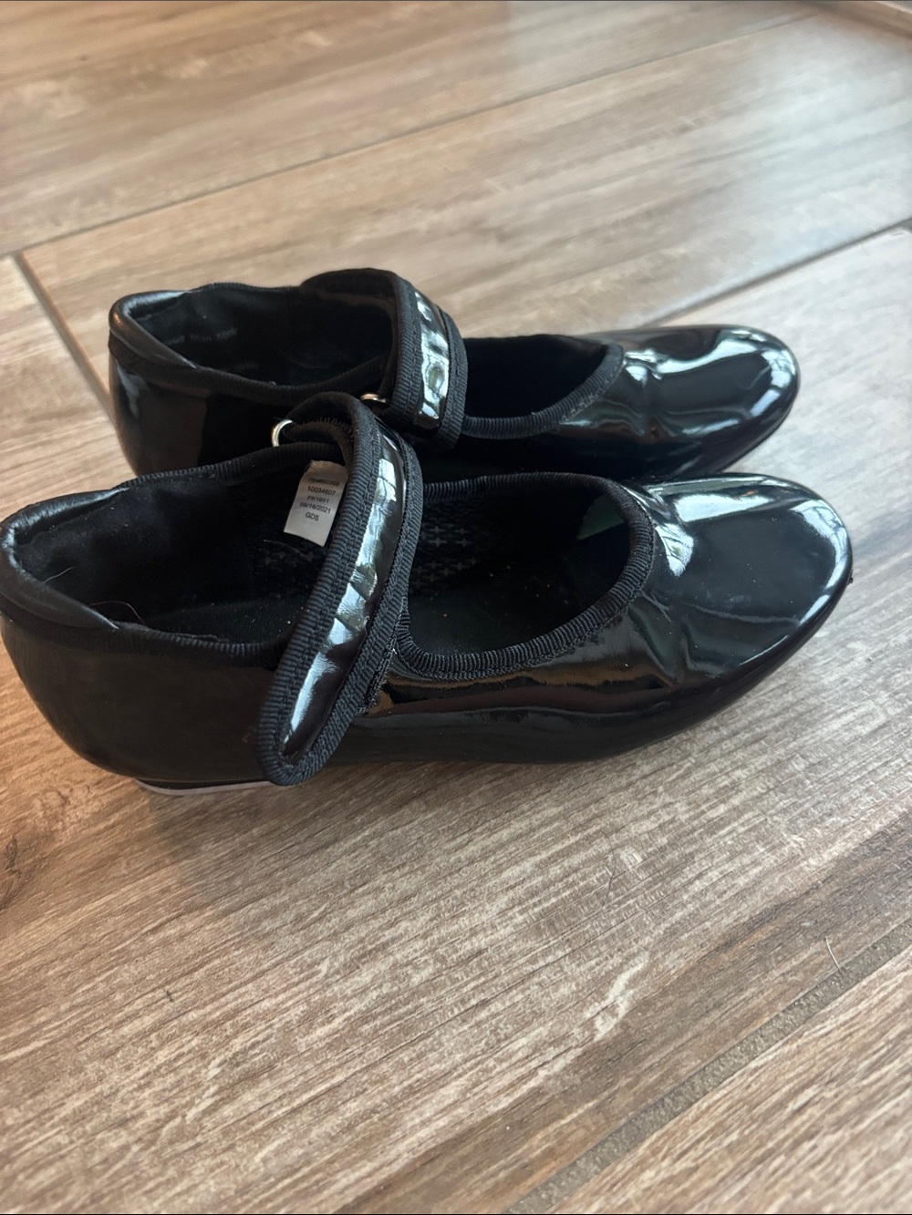 Freestyle Black size 11 tap shoes in good condition